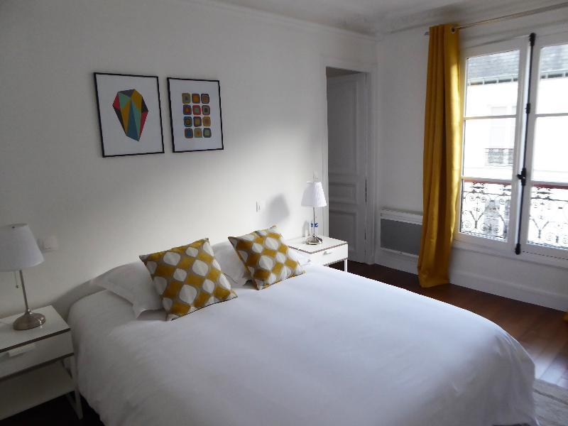 Bergere - * Paris