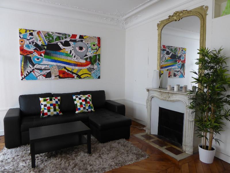 Apartment Bergere - Paris